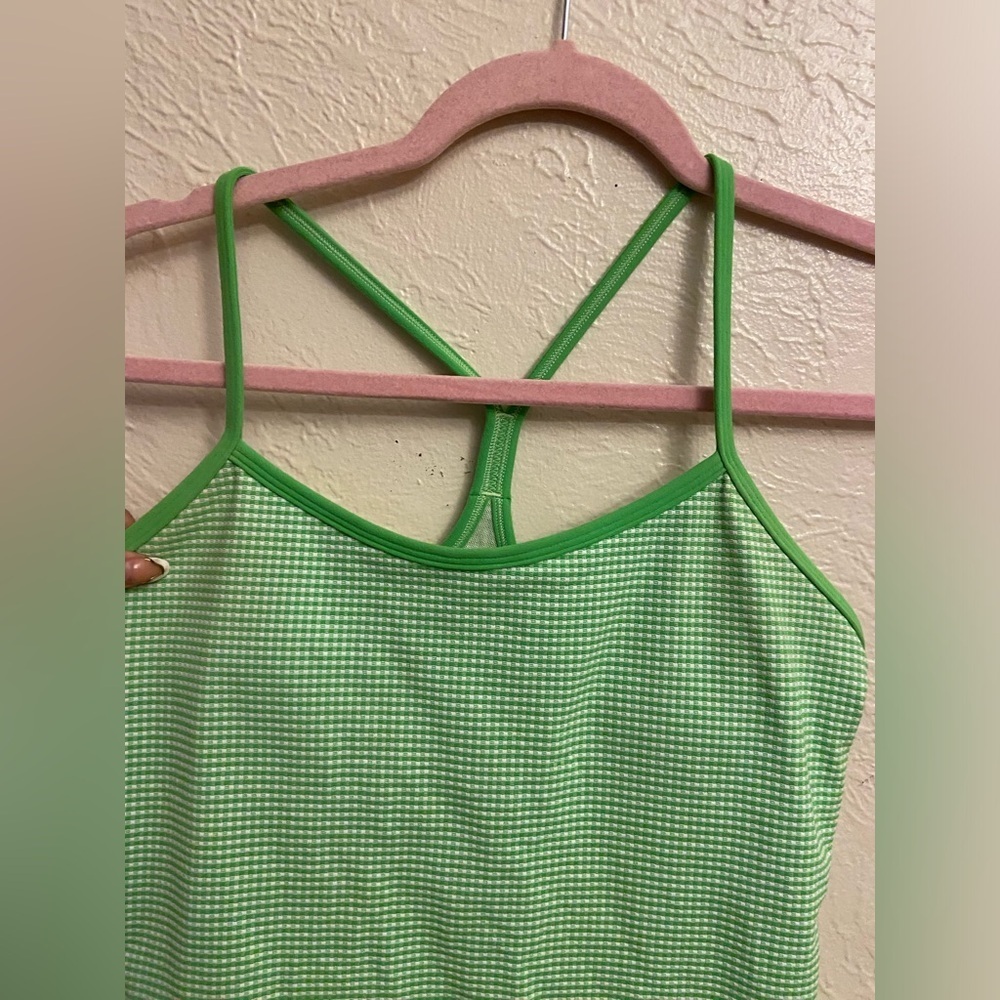 Lululemon top - Picture 3 of 7